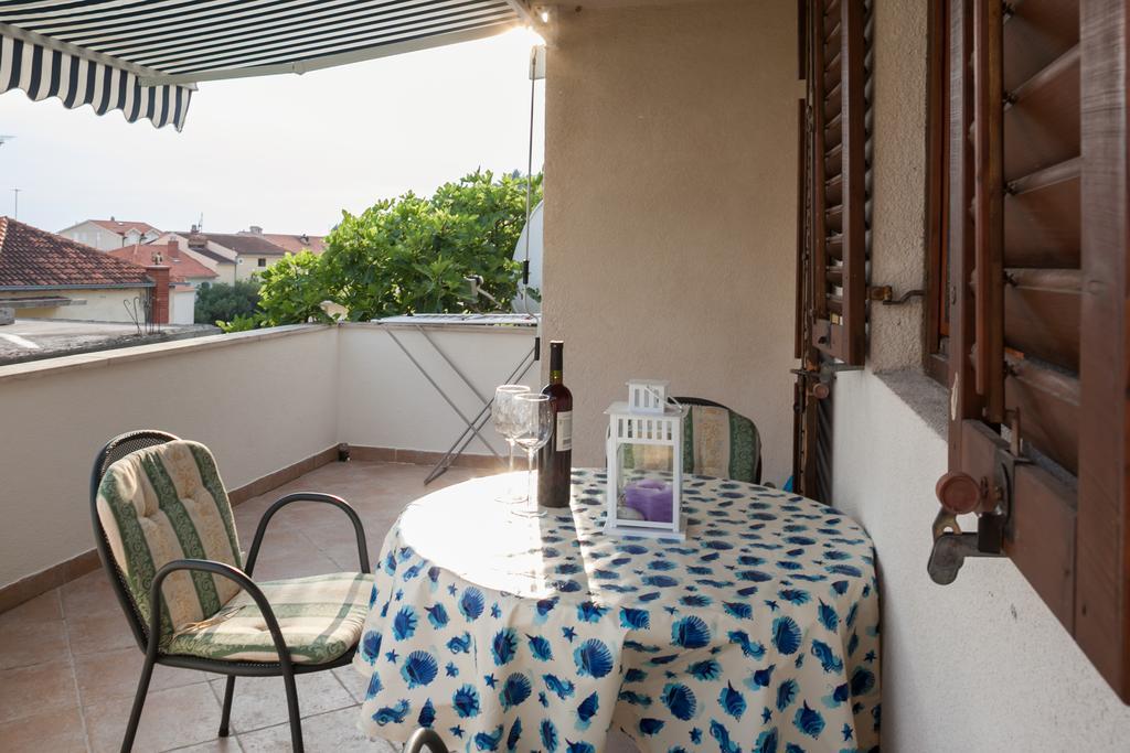 Ferienwohnung Kornelija 2 Podgora Zimmer foto