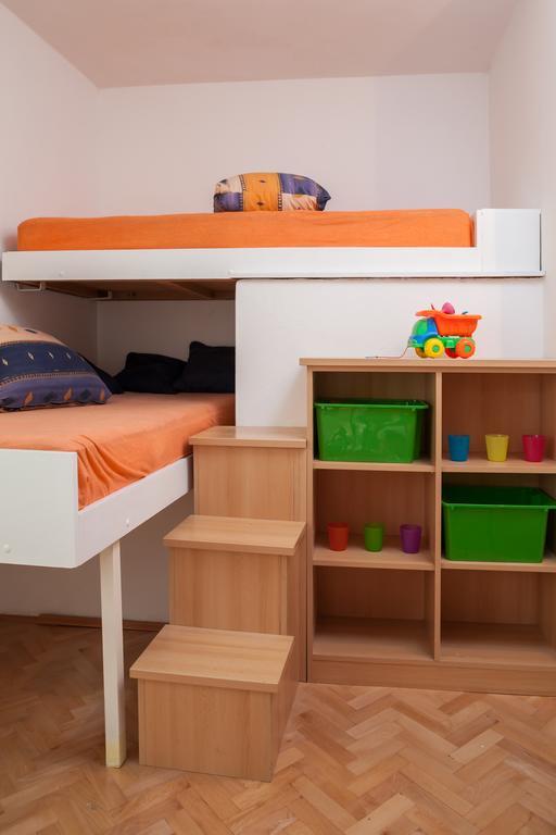 Ferienwohnung Kornelija 2 Podgora Zimmer foto
