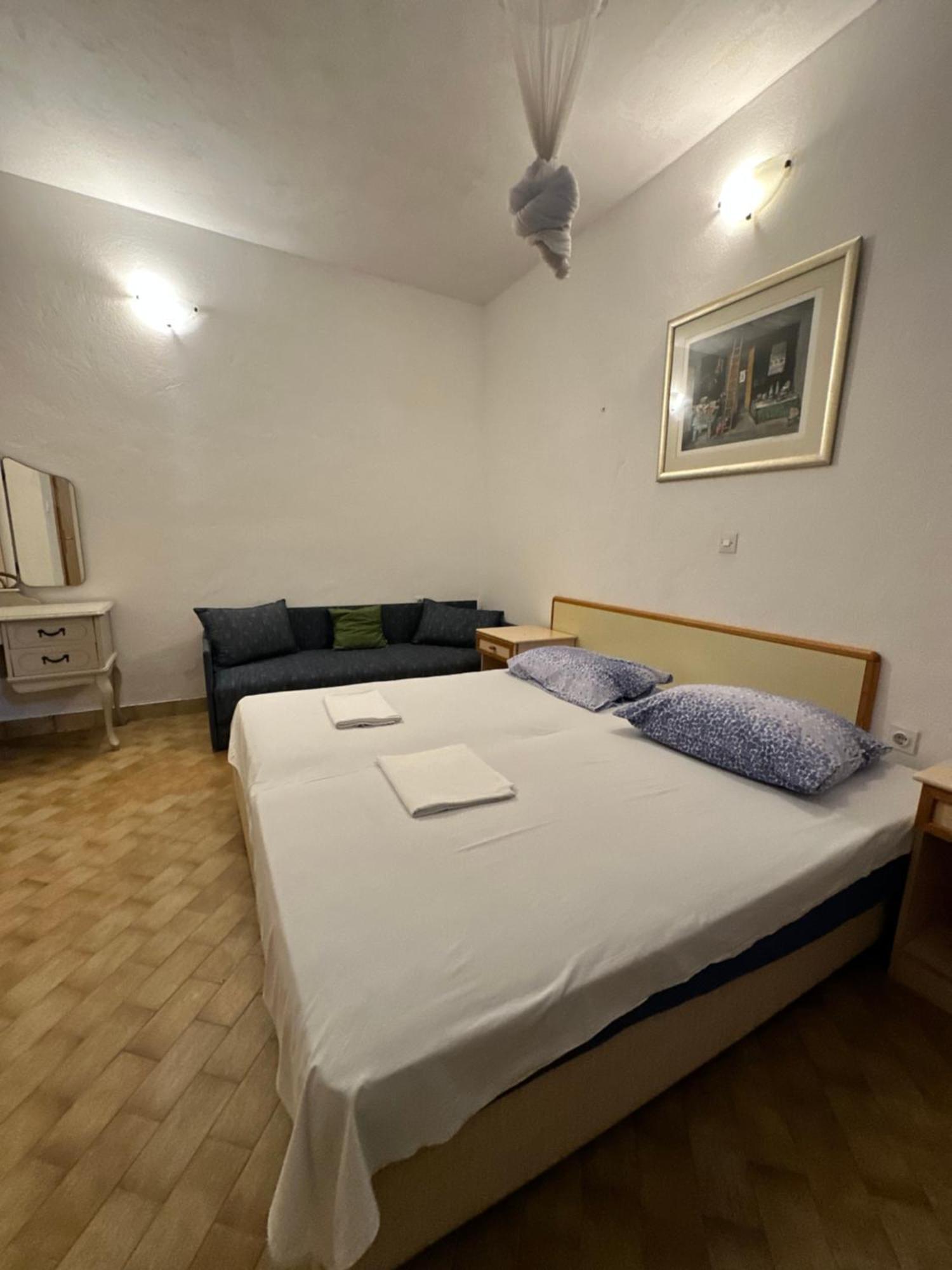 Ferienwohnung Kornelija 2 Podgora Exterior foto