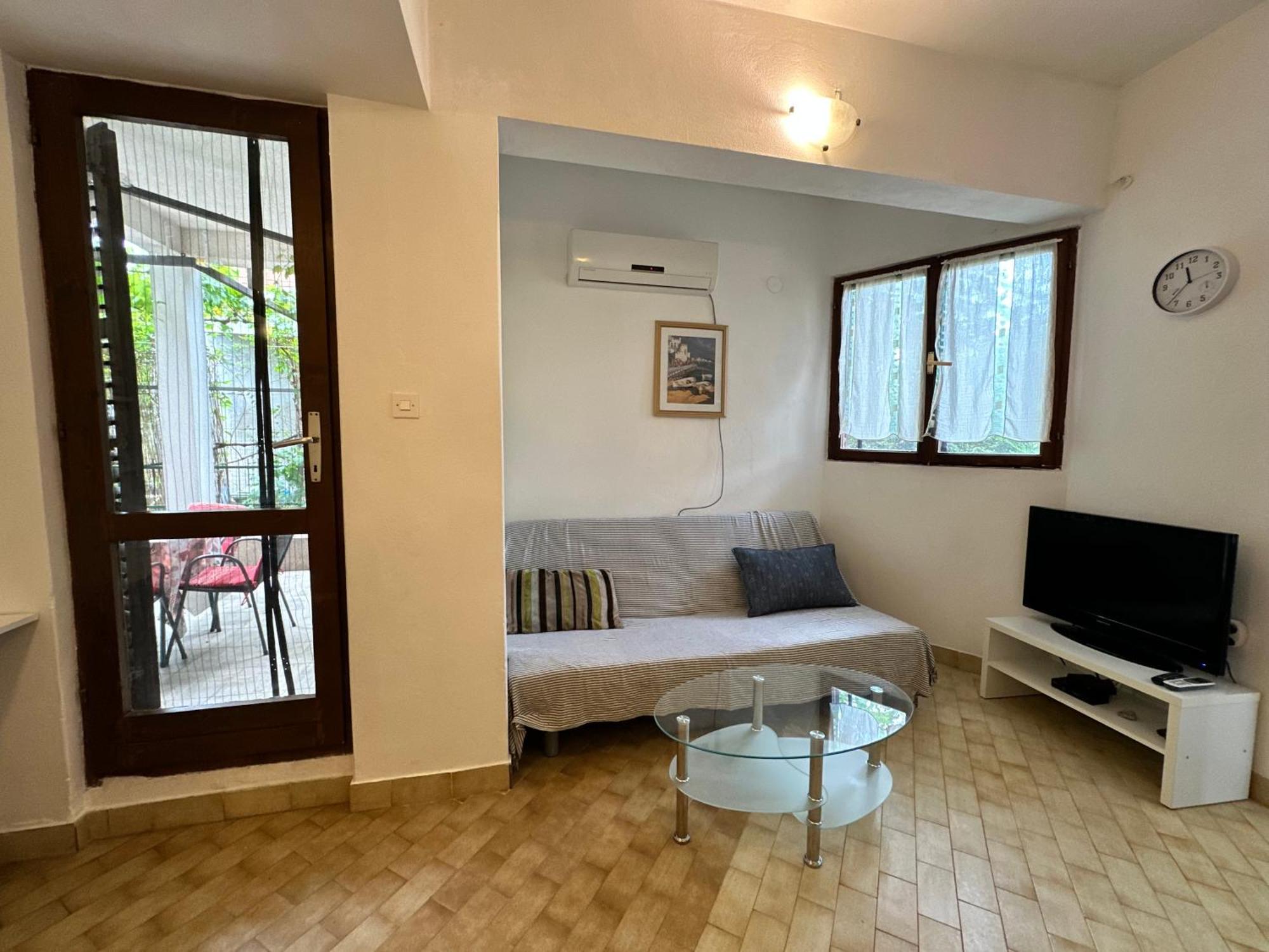 Ferienwohnung Kornelija 2 Podgora Exterior foto